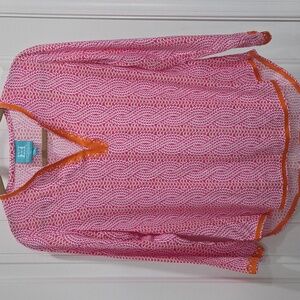 Escapada Pink & White PatternLong Sleeve V-neck Pullover, Small
